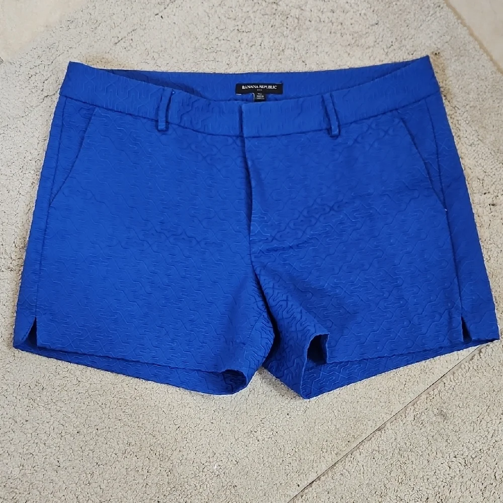 Banana Republic Women's Vibrant Cobalt Blue Textured Shorts Size 10 - Picture 3 of 8